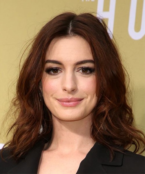 Anne Hathaway Curly Wavy Hairstyles