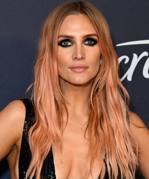 Ashlee Simpson Straight Pink Hairstyles