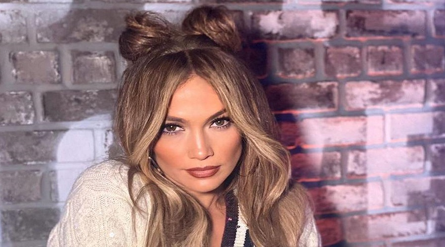 Top 10 Jennifer Lopez Hairstyles 2022