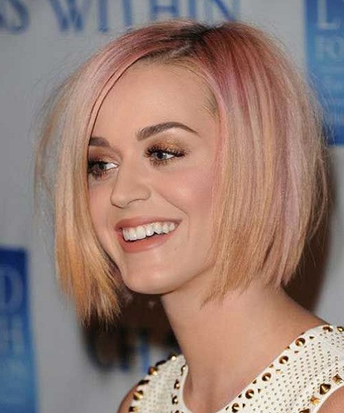 Katy Perry Golden Layered Razor Hairstyles