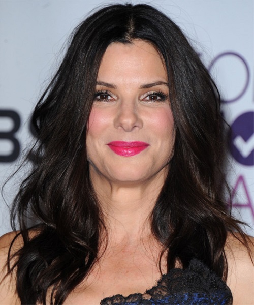 Sandra Bullock Wavy Brunette Hairstyles 