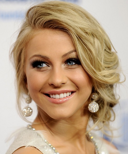 Julianne Hough Messy Chignon Hairstyles