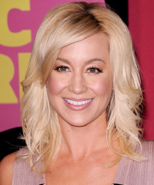 Kellie Pickler Champagne Hairstyles