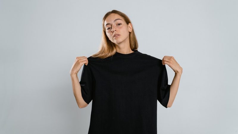 How To Wear An Oversized T-shirt – Outfit Ideas?