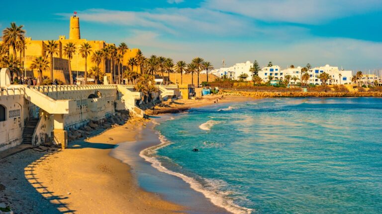 Wie Lange Fliegt Man Nach Tunesien?